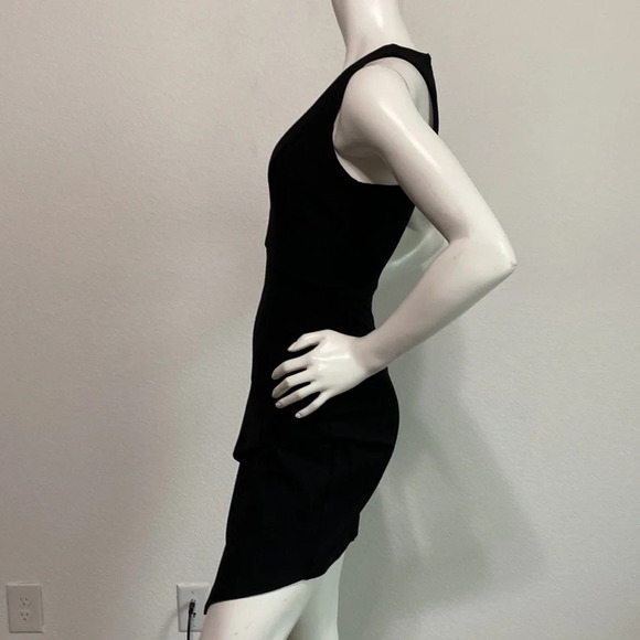 NBD Revolve Dries Black Asymmetric Hem Deep V-Neck Bodycon Mini Dress Size XS - Picture 5 of 11